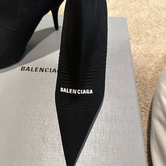Balenciaga Black Pointed Heeled Boots - Picture 2 of 5